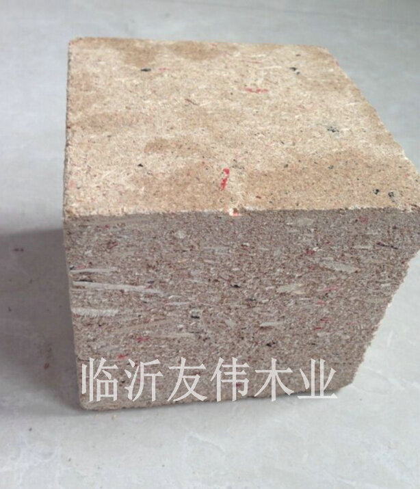 刨花木墩的密度多大，受什么影響？